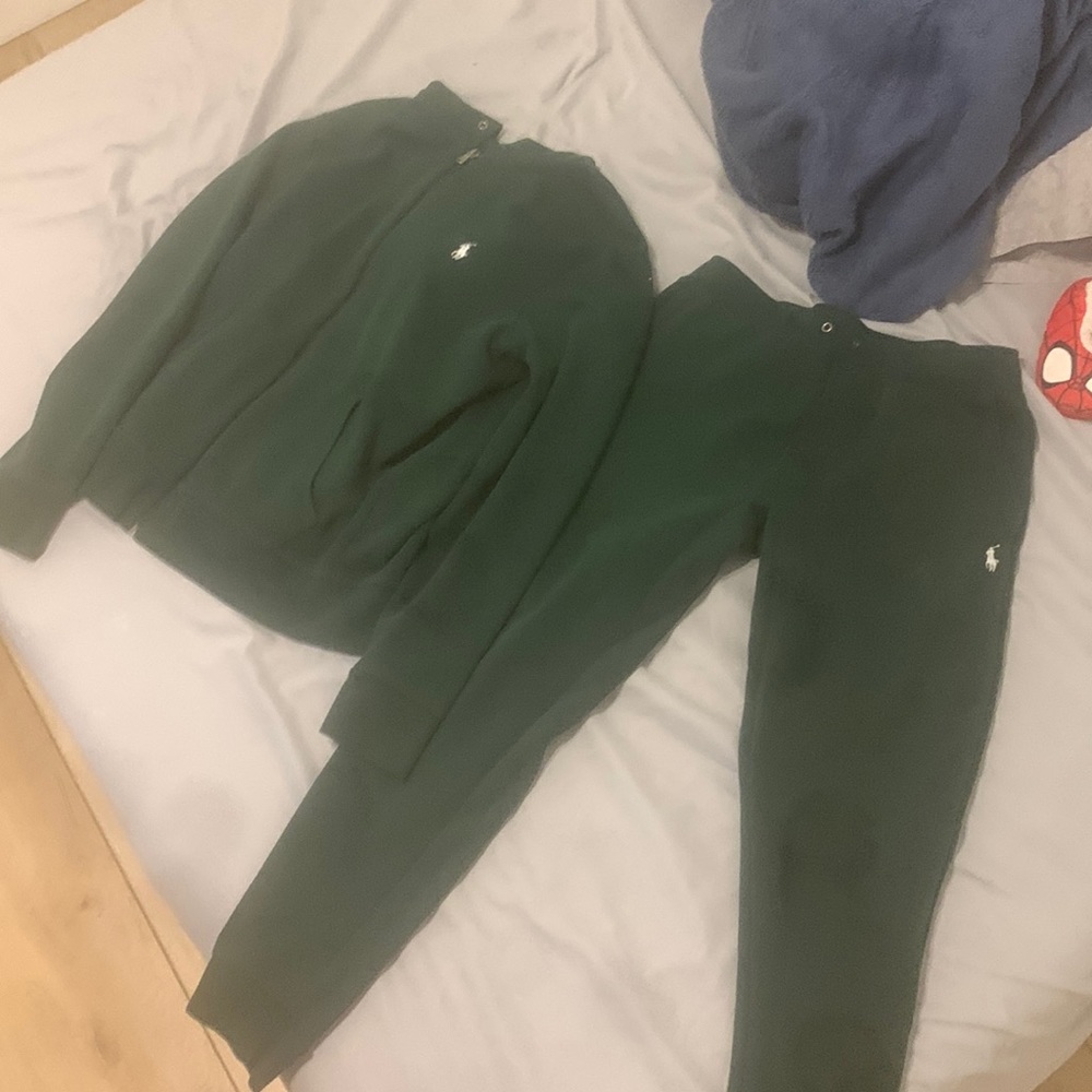 Men’s Ralph Lauren sweatsuit